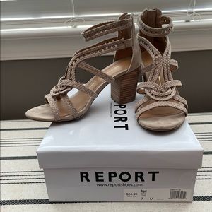 Report Paddie Block Heel Sandal - Taupe - Size 7